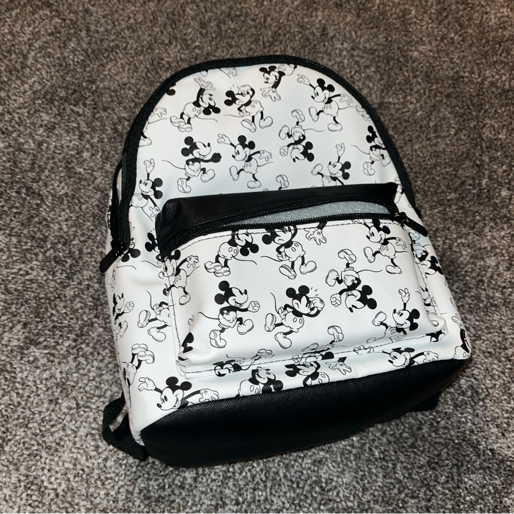 BioWorld - Disney - Mickey Mouse  - Mini Purse Backpack